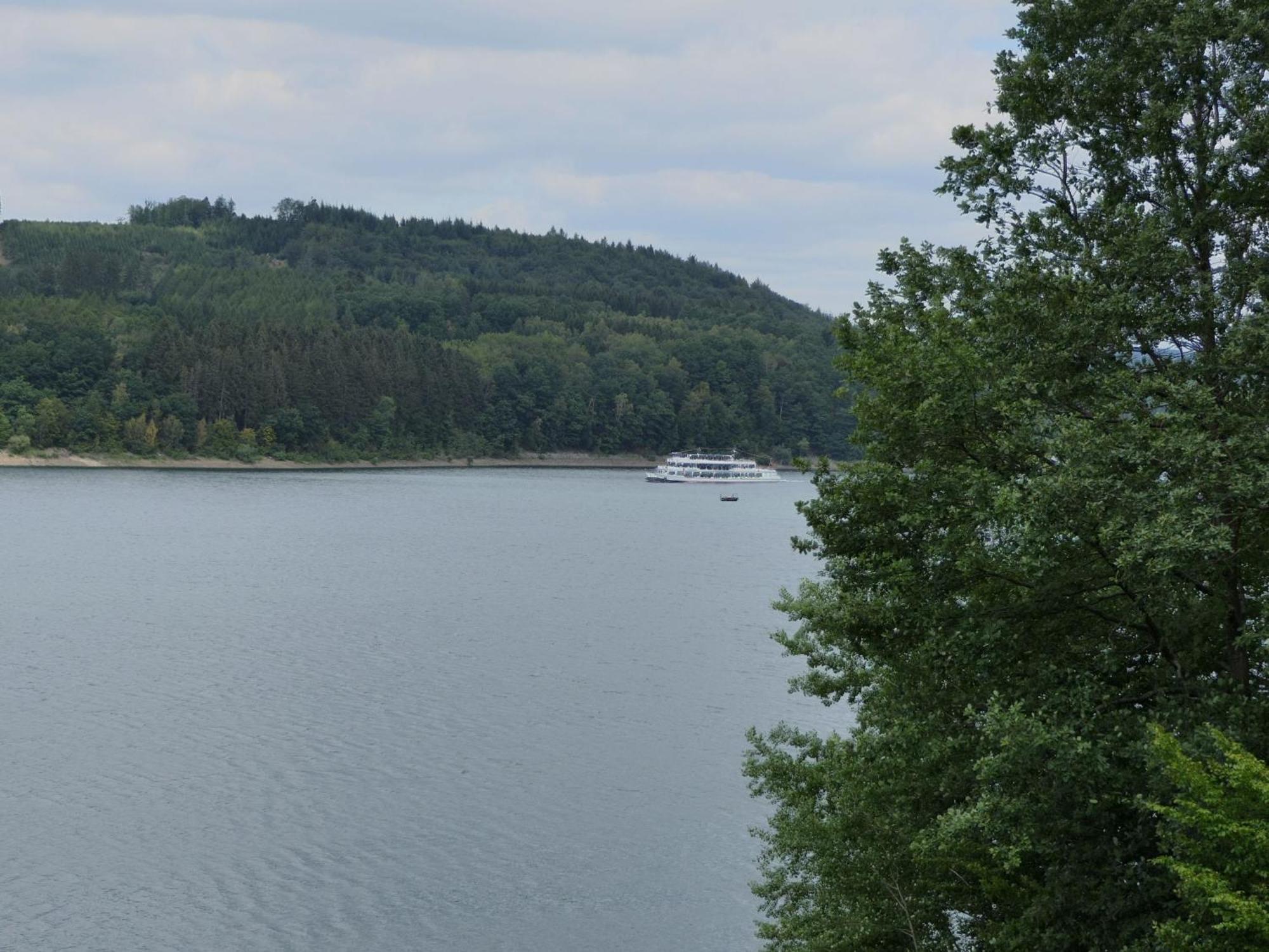 Fewo-Rosenberger-Sauerland เลนเนชตัดท์ ภายนอก รูปภาพ